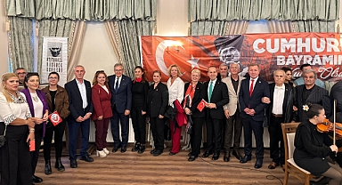 Cumhuriyet’in Işığı Bandırma’da Parladı!