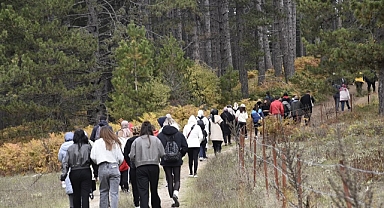 Dursunbey’de Doğayla İç İçe Etkinlik: Değirmeneğrek’te Doğa Yürüyüşü