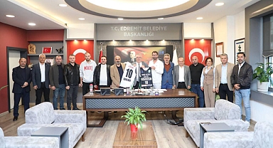 Ferhatoğlu Edremit Belediyesi Gürespor Kulübü, Yeni Sezon Öncesi Başkan Ertaş’ı Ziyaret Etti