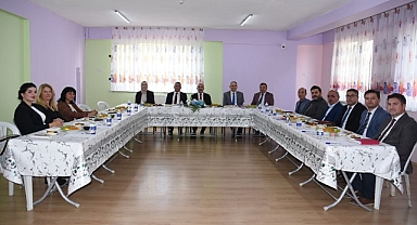 Gömeç’te Eğitim Yönetimi Yeni Dönem Hedeflerini Belirledi