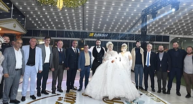 Hakan Şehirli, Çalışma Arkadaşının Ailesinin Mutlu Gününe Ortak Oldu