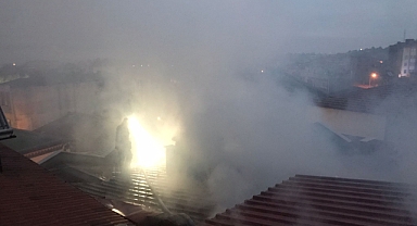 İvrindi Bedrettin Mahallesi’ndeki Ev Yangını