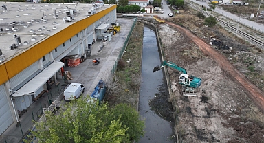 Karesi’de Taşkın Riskine Karşı Yoğun Mesai