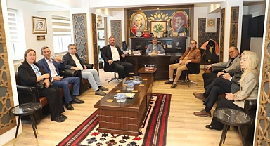 Kepsut Belediye Başkanı İsmail Cankul, İYİ Parti Heyetini Ağırladı