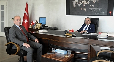 Kepsut İlçe Müftüsü İsmet Ataç’tan Balıkesir İl Müftüsü Hasan Hayri Yaşar’a Ziyaret