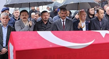 Kıbrıs Gazisi Hüseyin Baycan, Bigadiç’te son yolculuğuna uğurlandı