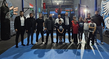 Mehmet Aydemir’den Sporcu Gençlere Destek: “Azminiz Gurur Veriyor”