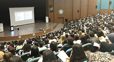 Sağlık Bilimleri Öğrencilerine Mesleki Farkındalık Eğitimi