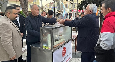 Susurluk Çarşı Camii’nde Manevi Buluşma: MHP’den Çorba İkramı