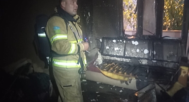 Susurluk’ta İki Katlı Evde Yangın: Dumandan Etkilenen Yaşlı Vatandaş Kurtarıldı