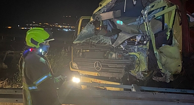 Susurluk’ta Otoyolda Trafik Kazası: Sürücü Yaralandı