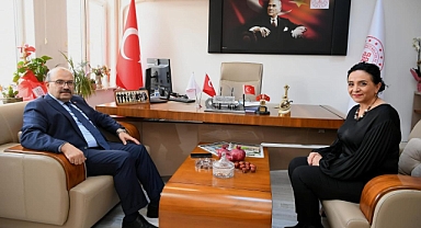 Vali İsmail Ustaoğlu, Yeni İl Kültür ve Turizm Müdürü Neslihan Vurucu'yu Ziyaret Etti