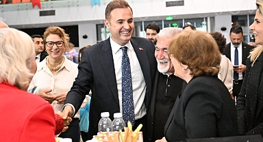 Ahmet Akın, Köy Enstitülüler Derneği Programında Öğretmenlerle Buluştu