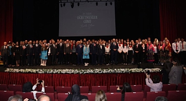 Balıkesir’de Öğretmenler Günü Kutlaması Sanat Dolu Gösterilerle Taçlandı