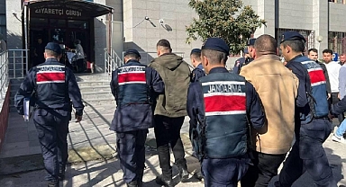 Balıkesir İl Jandarma Komutanlığı 225 Aranan Şahsı Yakaladı