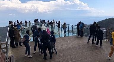 Balıkesir’in Gizli Cenneti Şahinderesi Kanyonu Ziyaretçi Akınına Uğruyor