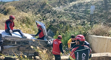 Balıkesir Otobanında Tek Taraflı Kaza: 1 Kişi Yaralandı