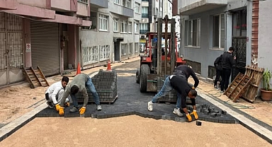 Bandırma Belediyesi’nden Eş Zamanlı Yol ve Park Çalışmaları Tüm Hızıyla Devam Ediyor
