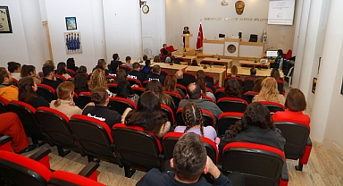 Burhaniye’de Personellere Toplumsal Cinsiyet Eşitliği Eğitimi