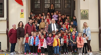 Edremit’te Atatürk Sevgisi Kuşaktan Kuşağa