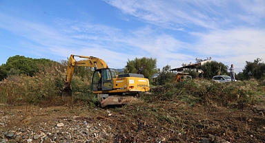 Edremit’te Kuruçay Deresi’nde Taşkın Önleme Çalışmaları Başladı