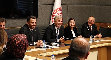 Gazi Meclis’te Balıkesir Buluşması: Canbey ve Muhtarlar Bir Araya Geldi
