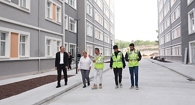 İl Müdürü Adem Özalp, Balıkesir Yurtlarında Kalan Gençlerle Bir Araya Geldi