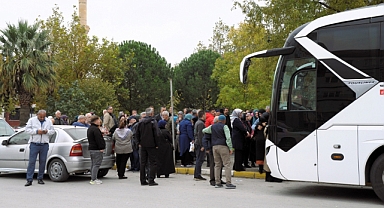 Kutsal Yolculuk Dualarla Başladı: Balıkesir’de Umre Heyecanı