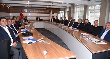 Mesleki Eğitimde Yeni Adımlar: Balıkesir’de Kritik Toplantı Gerçekleştirildi