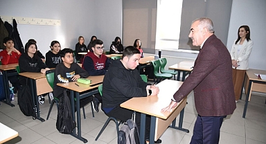 Murat Demir, Öğretmen ve Öğrencilerle Bir Araya Geldi