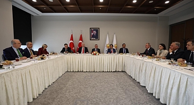 Mustafa Canbey: “Türkiye Yüzyılı İçin Birlik ve Kararlılıkla Çalışıyoruz”