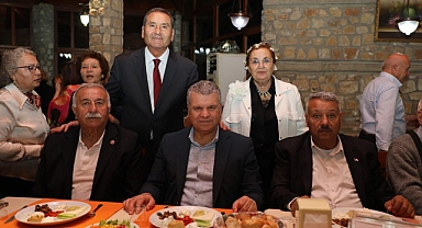 Savaştepe Mezunları 2025’te Edremit’te Buluştu