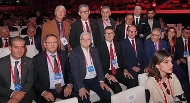 “Şimdi İktidar Zamanı” Mesajı: Ayvalık Belediye Başkanı Mesut Ergin CHP Kurultayında