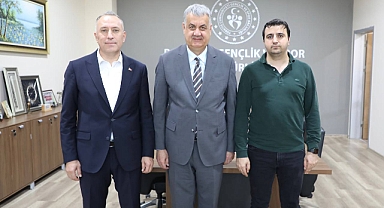 Stadyum ve Sahalar Yenileniyor: Edremit’te Spor Hamlesi