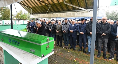 Vali İsmail Ustaoğlu, İl Jandarma Komutanlığı Koruma Şube Müdürü Sertan Koç’un Babasının Cenaze Törenine Katıldı