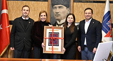 Ahmet Akın: “Yaralarımızı Desteğimizle Birlikte Sarıyoruz”