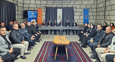 AK Parti İl Yönetimi Bigadiç’te Toplandı: Teşkilat Çalışmaları Masaya Yatırıldı