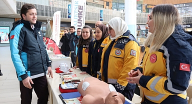 Balıkesir’de Acil Sağlık Çalışanlarının Haftası Kutlandı