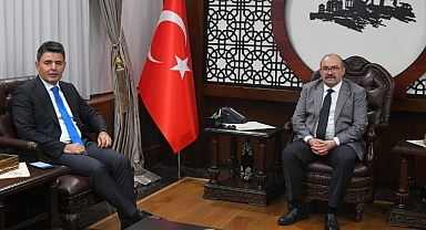 Balıkesir’de Önemli Ziyaret: Bakan Yardımcısı Osman Boyraz, Vali Ustaoğlu ile Görüştü