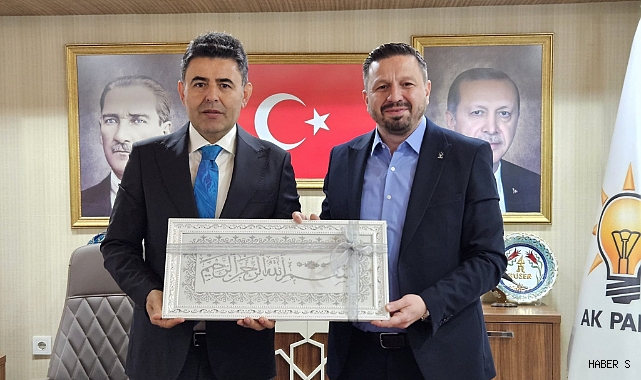 Balıkesir'de Ulaştırma Gündemi: Bakan Yardımcısı Boyraz AK Parti İl Başkanlığını Ziyaret Etti