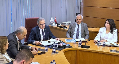 Bandırma Belediyesi’nde Yeni Yıl Hazırlığı: Başkan Mirza Projeleri Masaya Yatırdı