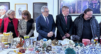 Bandırma’da Anlamlı Kermes: Gelir Öğrencilerin Bursuna Dönüşecek