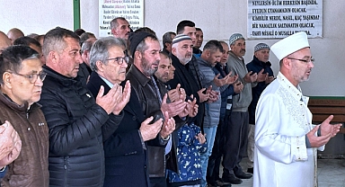 Bandırma’da Gazeteci Abdurrahman Öz Son Yolculuğuna Uğurlandı