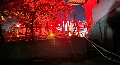 Dursunbey Çiftçi Mahallesi’nde Ev Yandı: Çatı Ve Eşyalar Zarar Gördü