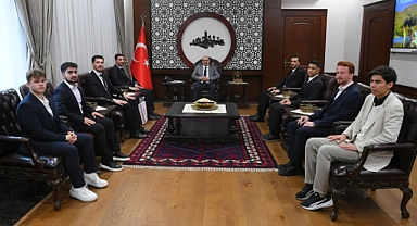 Gençlik Hareketinden Valiliğe Ziyaret