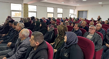 İvrindi’de Umre Yolculuğu Öncesi Bilgilendirme Toplantısı Yapıldı