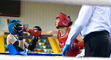 Ringde Güç ve Teknik Yarışı: Gürcan Demirsıkan Muay Thai Turnuvası Sona Erdi