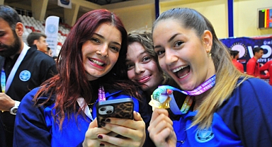 Ünilig Voleybol’da Kadınlarda Şampiyon BAÜN Oldu