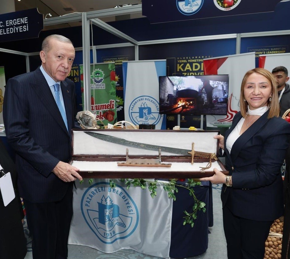 Kadınların Gücü: Başkan Zekiye Tekin ile Yerel Yönetimlerde Zirve