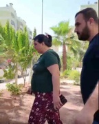 Adana'da Korku Dolu Anlar: Anne Kızını Bıçakla Kovaladı